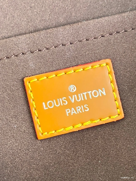 WIS MINI VUITTON LOUIS CHANELUNY 0122